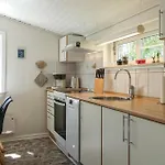2 Bedroom Stunning In Дом отдыха *