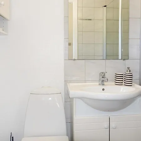 Prázdninový dům 2 Bedroom Stunning In *